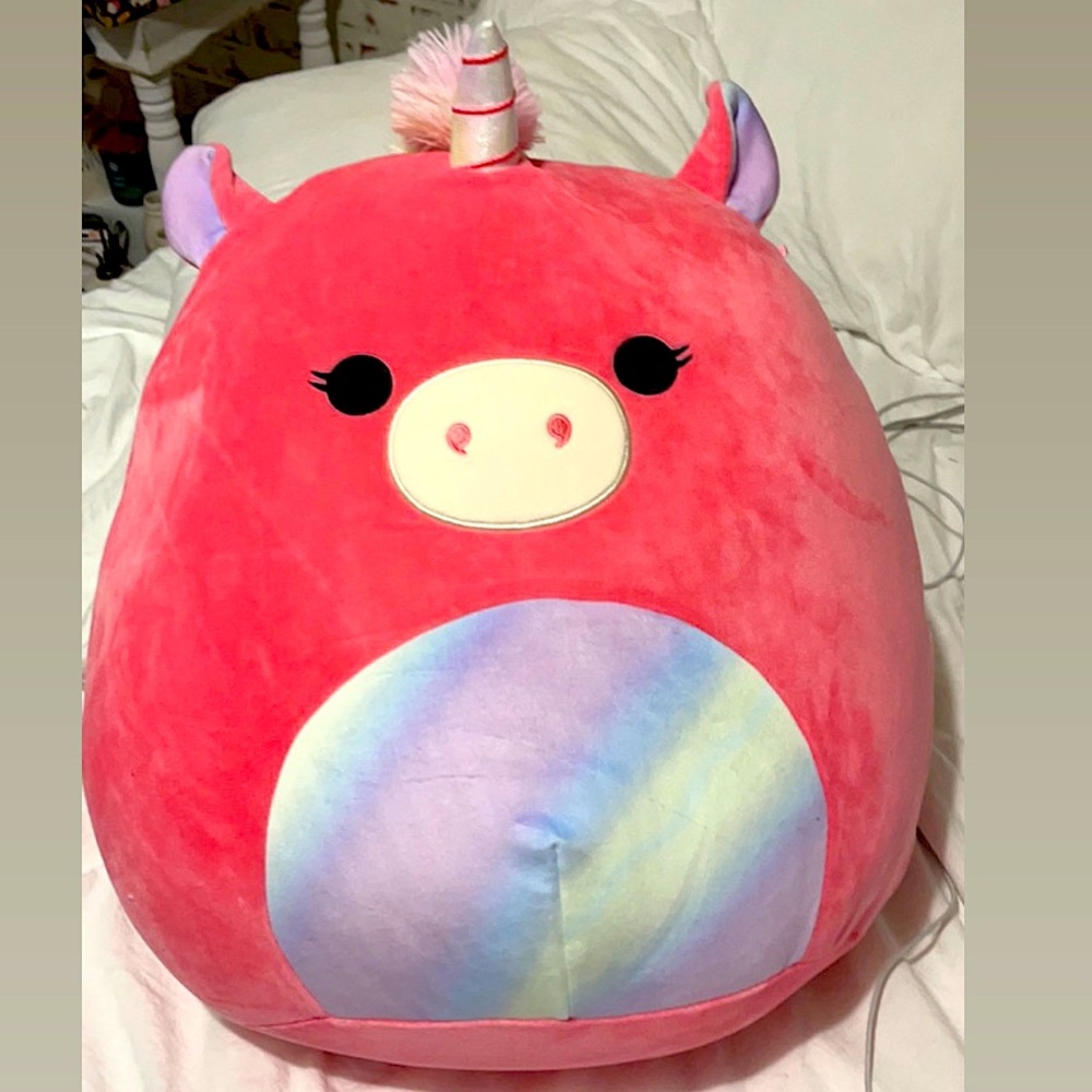 Sena Squishmallow (2)